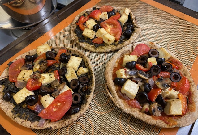 Pita Pizza