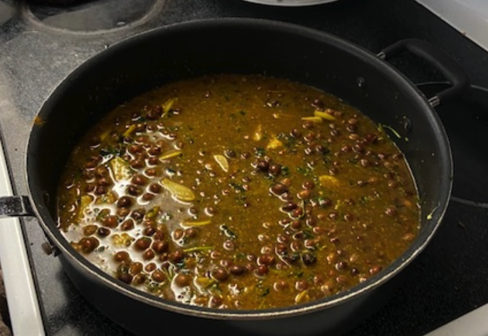 Kala Chana (Black Chickpea Curry)