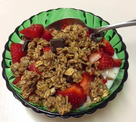 Strawberry Coconut Yogurt Crunch